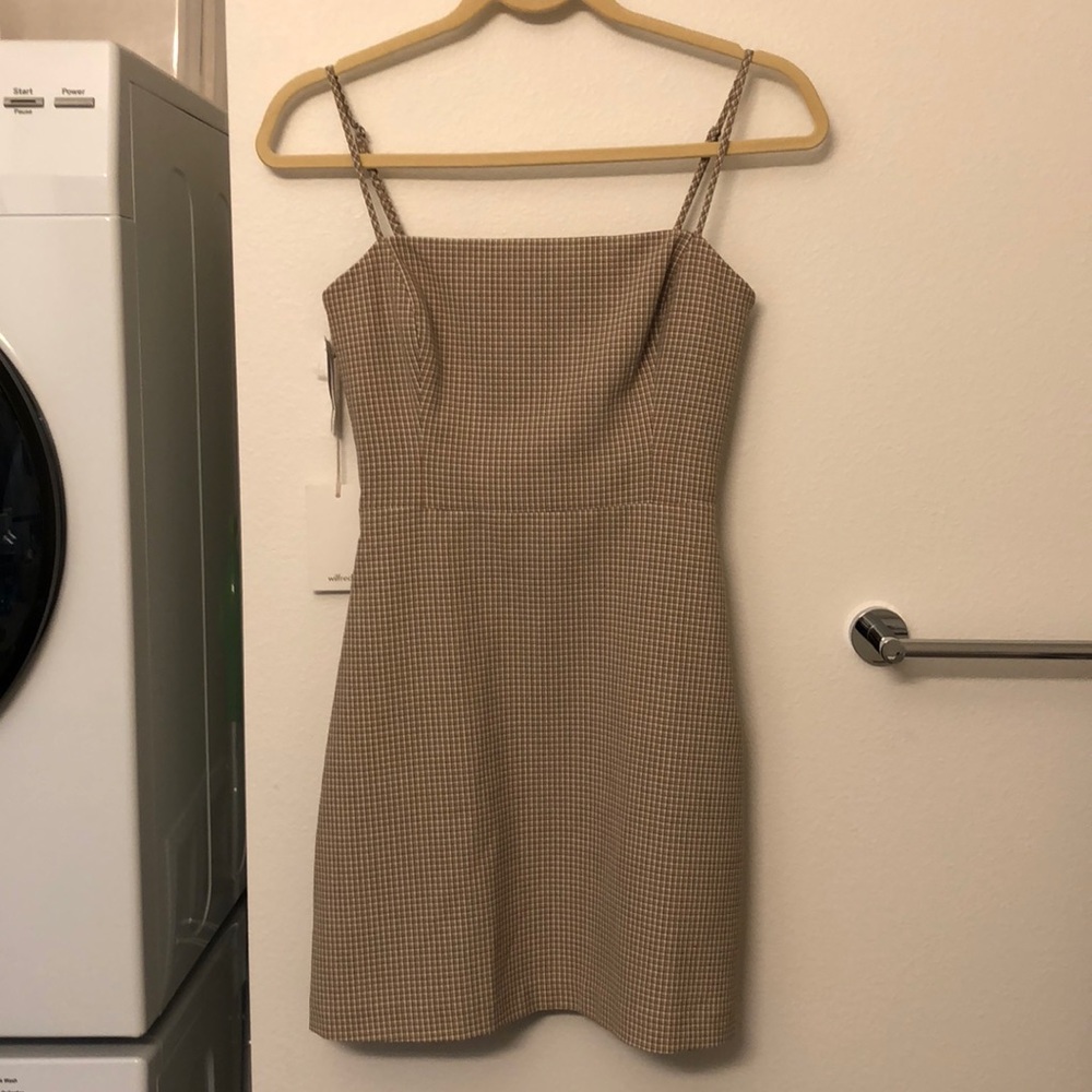 Aritzia Wilfred New Classic Mini Dress